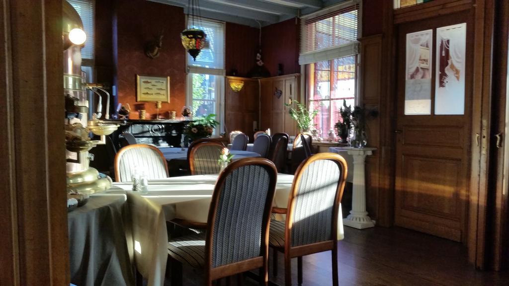 'T Oude Veerhuis Heerewaarden Bagian luar foto